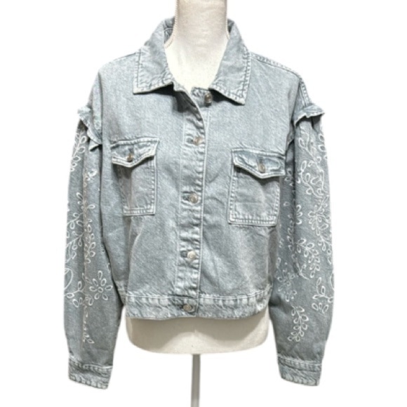 broadway 38 Jackets & Blazers - Embroidered jean Jacket New With Tags floral design boho ruffle sleeve sz Large